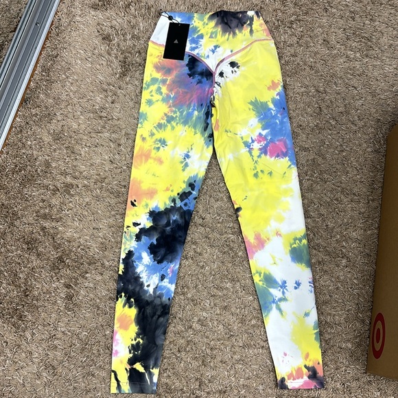 Vitality Leggings - Picture 5 of 8